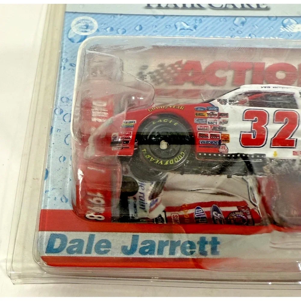 Action Dale Jarrett 1:64 White Rain 1998 Ford Taurus NASCAR 50th Anniversary Car
